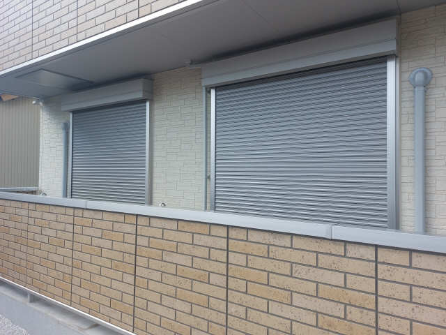 シャッター雨戸