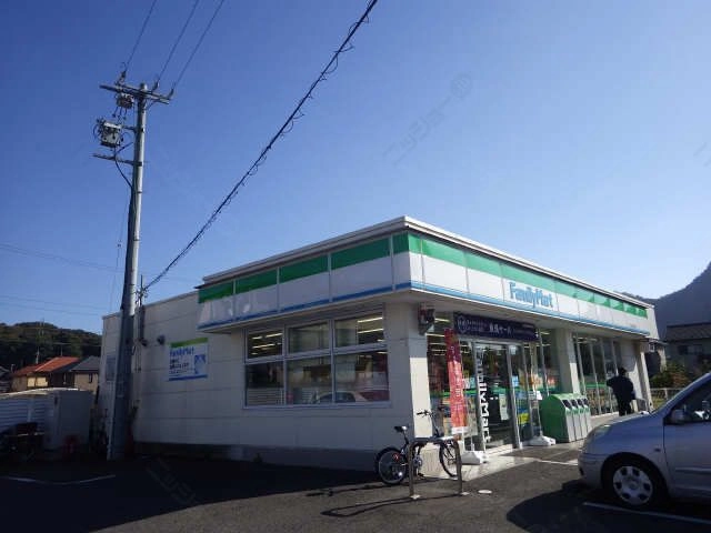 ファミリーマート