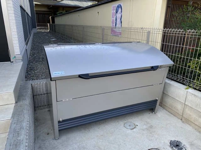 ごみ置き場