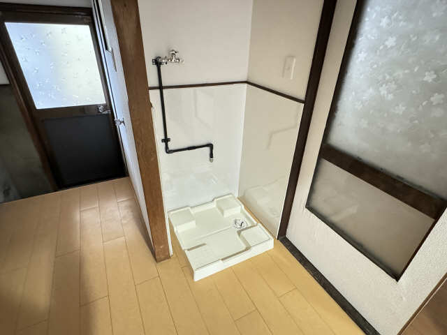 洗濯機置場