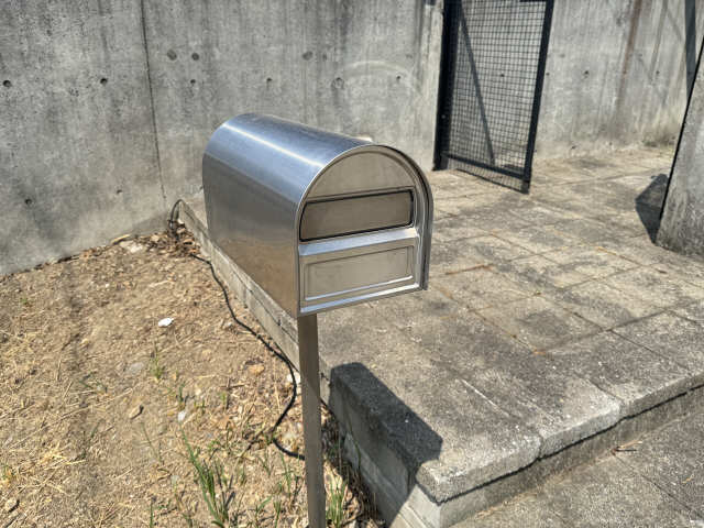 ポスト