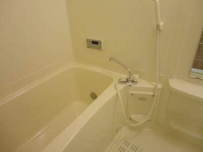 ヴィータローザ 1階 浴室