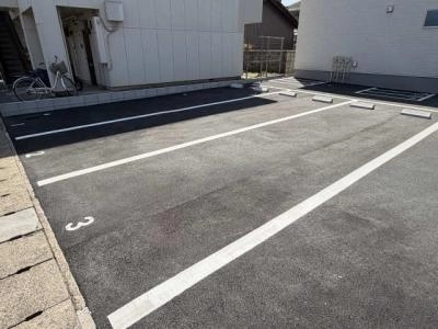  駐車場