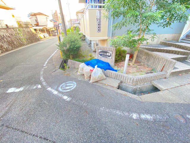 ゴミ置場