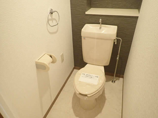 ハイツ・エクシード 1階 WC