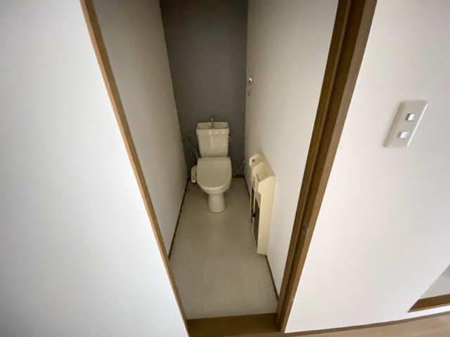 ブリリアントメゾンＡ棟 2階 WC