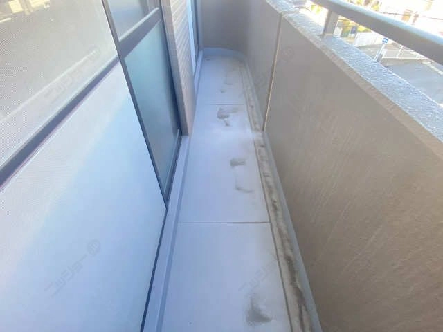 北側バルコニー