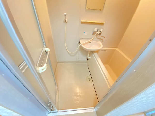 シャトルヨシモ 5階 浴室