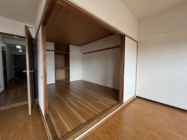 洋室