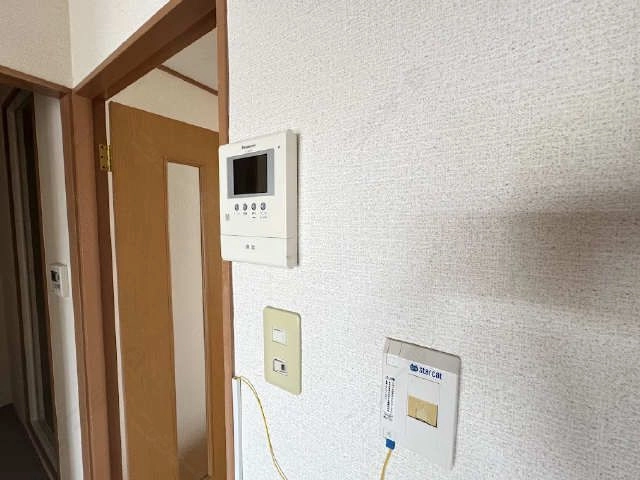 モニター付きインターホン