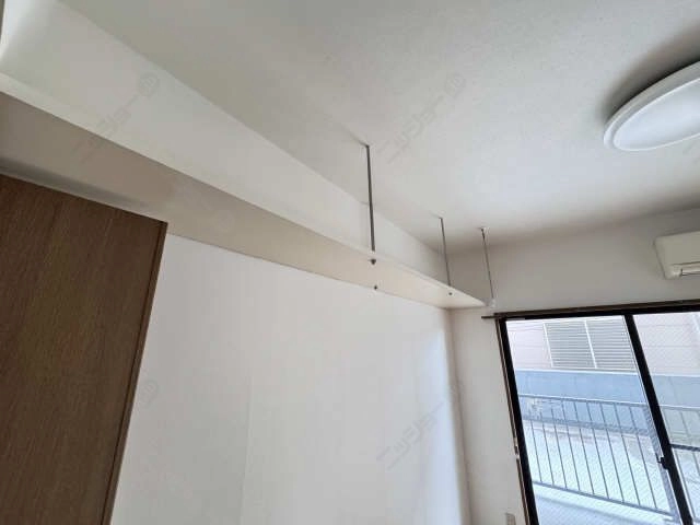 収納棚