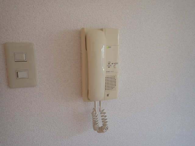 インターホン