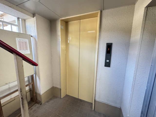 ホープ　Ａ 4階 エレベーター