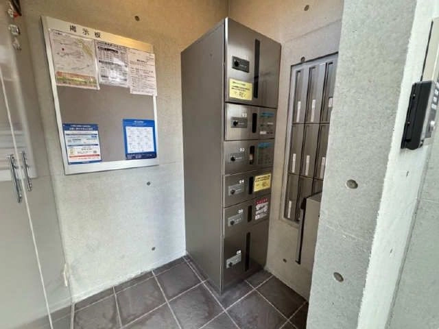 宅配ボックス