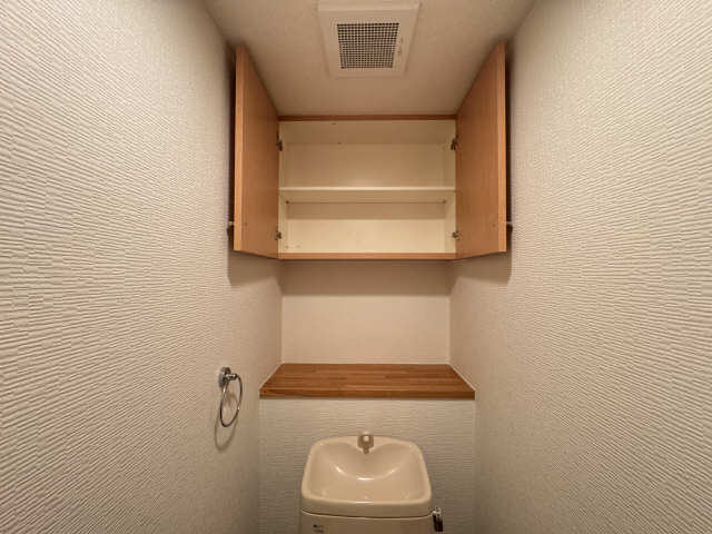WC（収納棚）