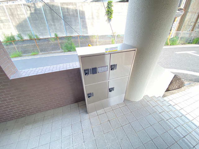宅配BOX