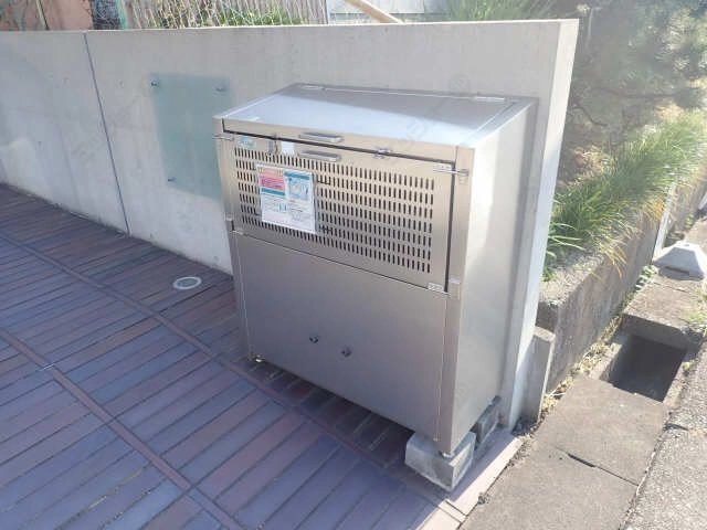 ダストボックス