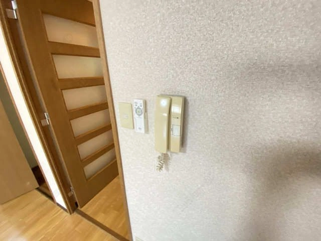インターホン