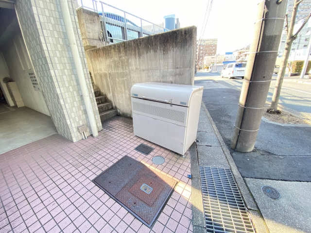 ゴミボックス