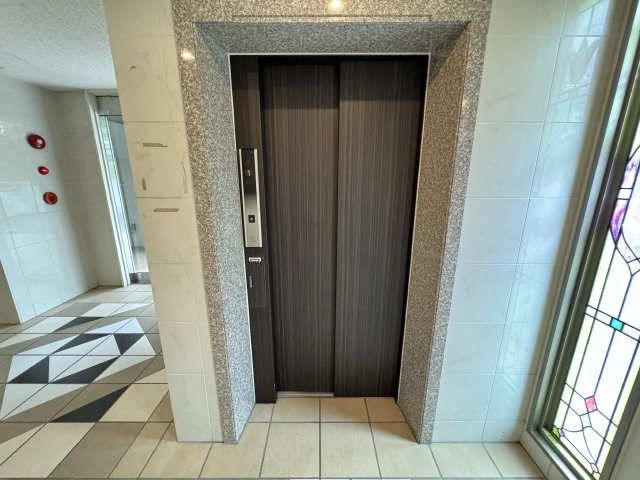 エレベーター