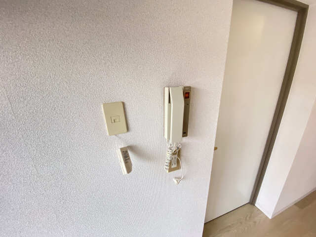 インターホン