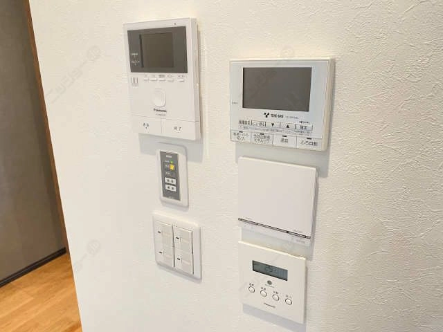 モニター付きインターホン