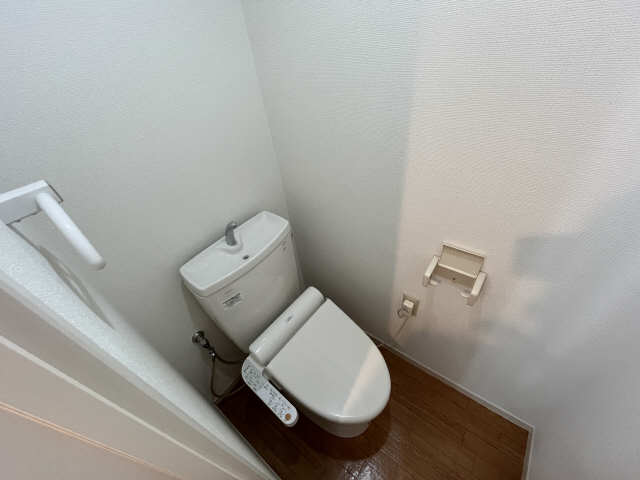 パピヨンヤシロ 1階 WC