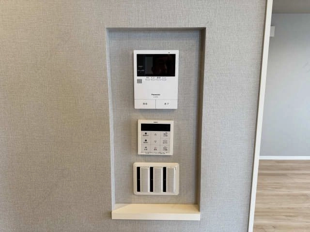 モニター付きインターホン