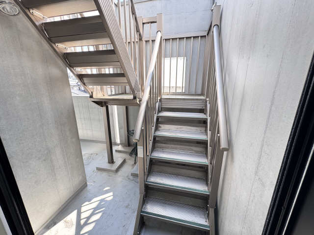屋上テラス階段