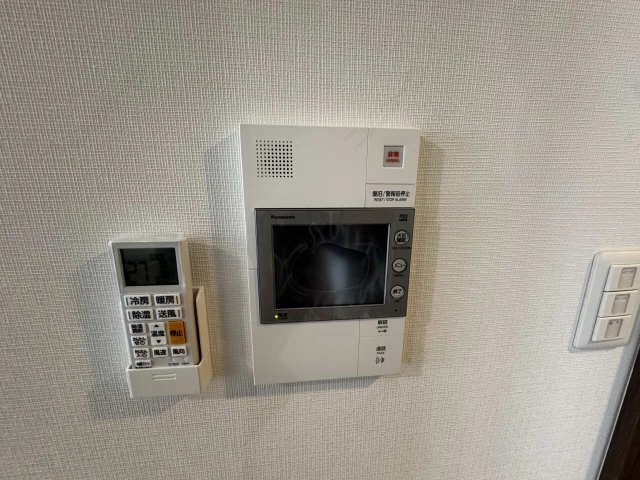 モニター付きインターホン