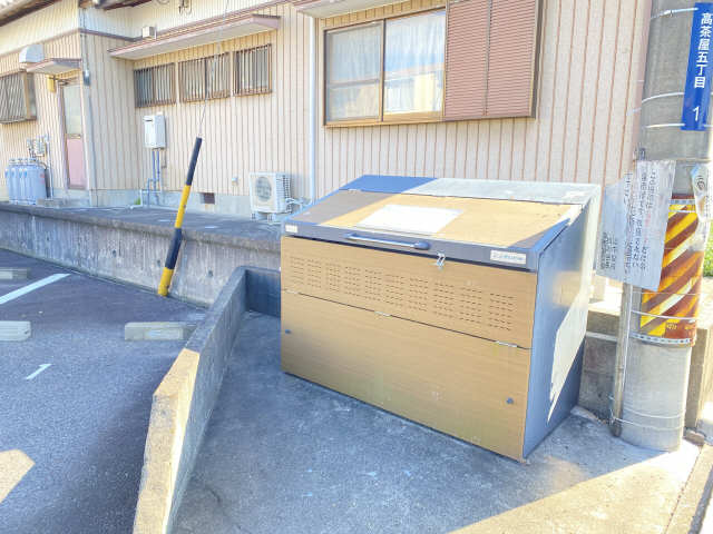 ゴミステーション