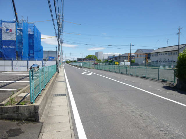 隣接道路