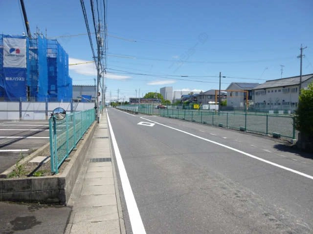 隣接道路