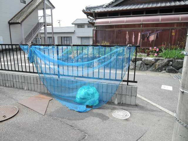 ゴミ置場
