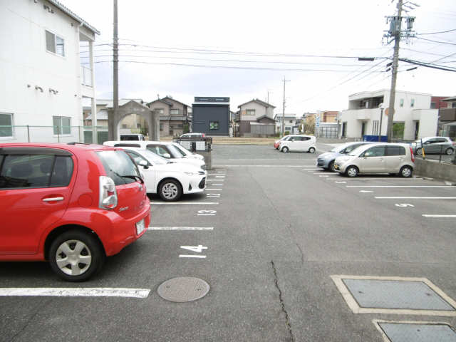 リ　エスポワール 2階 駐車場