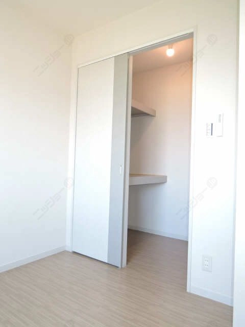 ウォークインクイローゼット