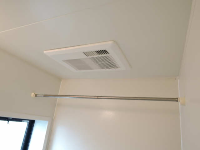 浴室暖房乾燥機