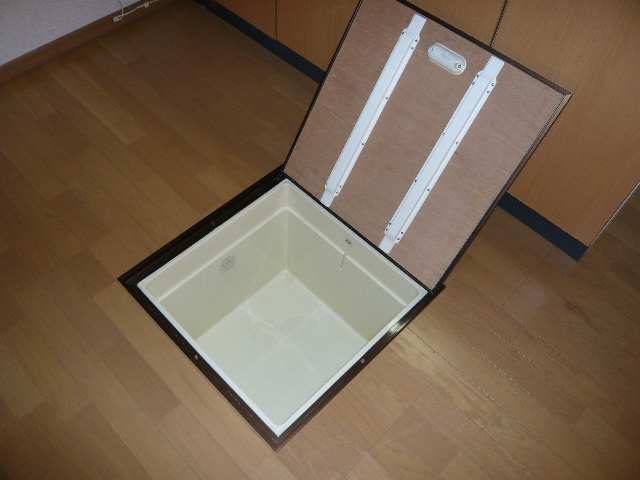 床下収納