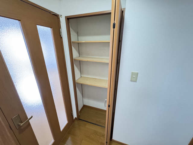 廊下収納