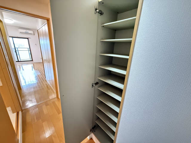 シューズBOX
