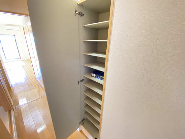 シューズBOX