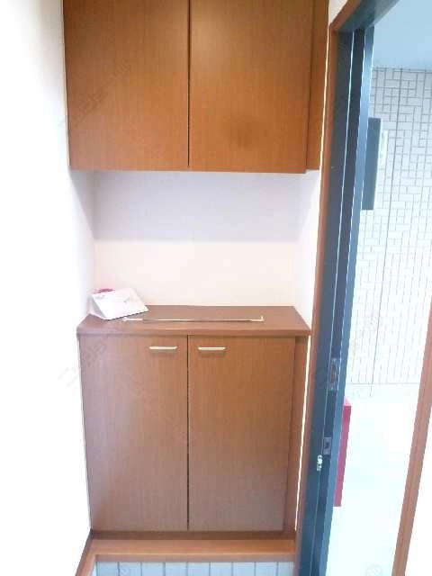 シューズボックス