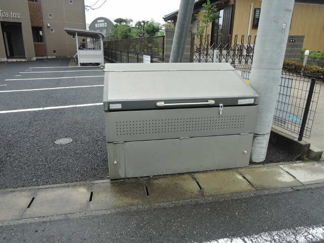 ごみ置き場