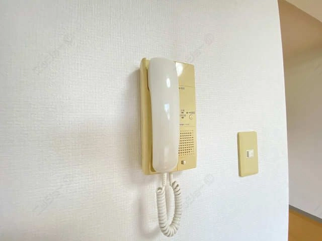 インターホン