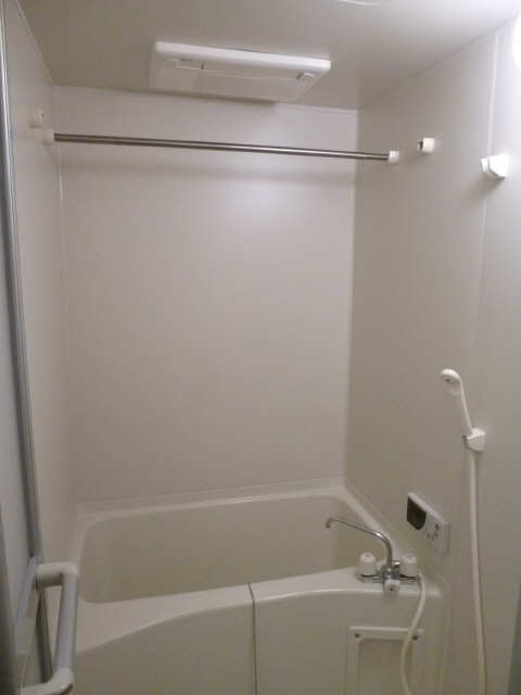 道伯ｺﾞｰﾙﾄﾞﾋﾙｽﾞ ｸﾞｯﾄﾞｽﾘｰ 3階 浴室