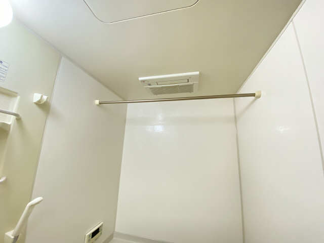 ルミエール栄 1階 浴室暖房乾燥