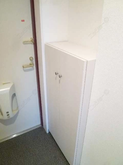 シューズボックス