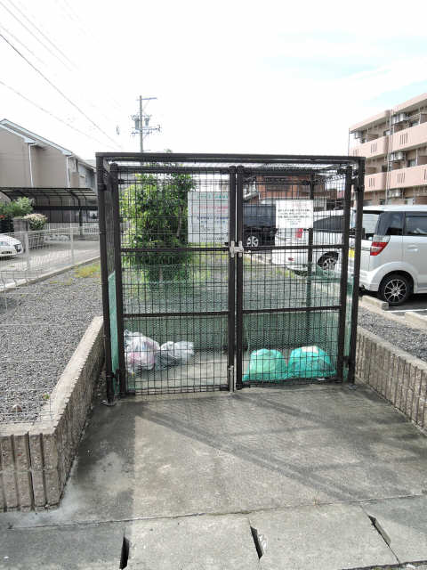 ゴミ置場
