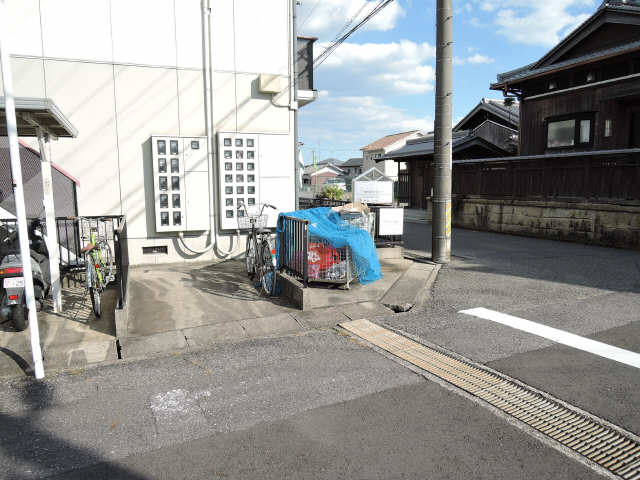 ゴミ置き場