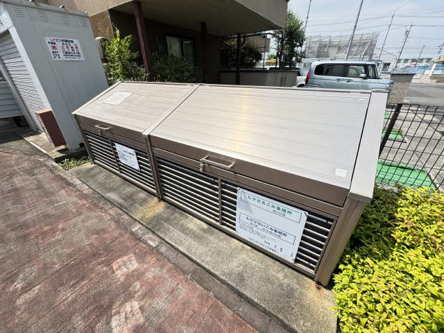 ゴミ置き場